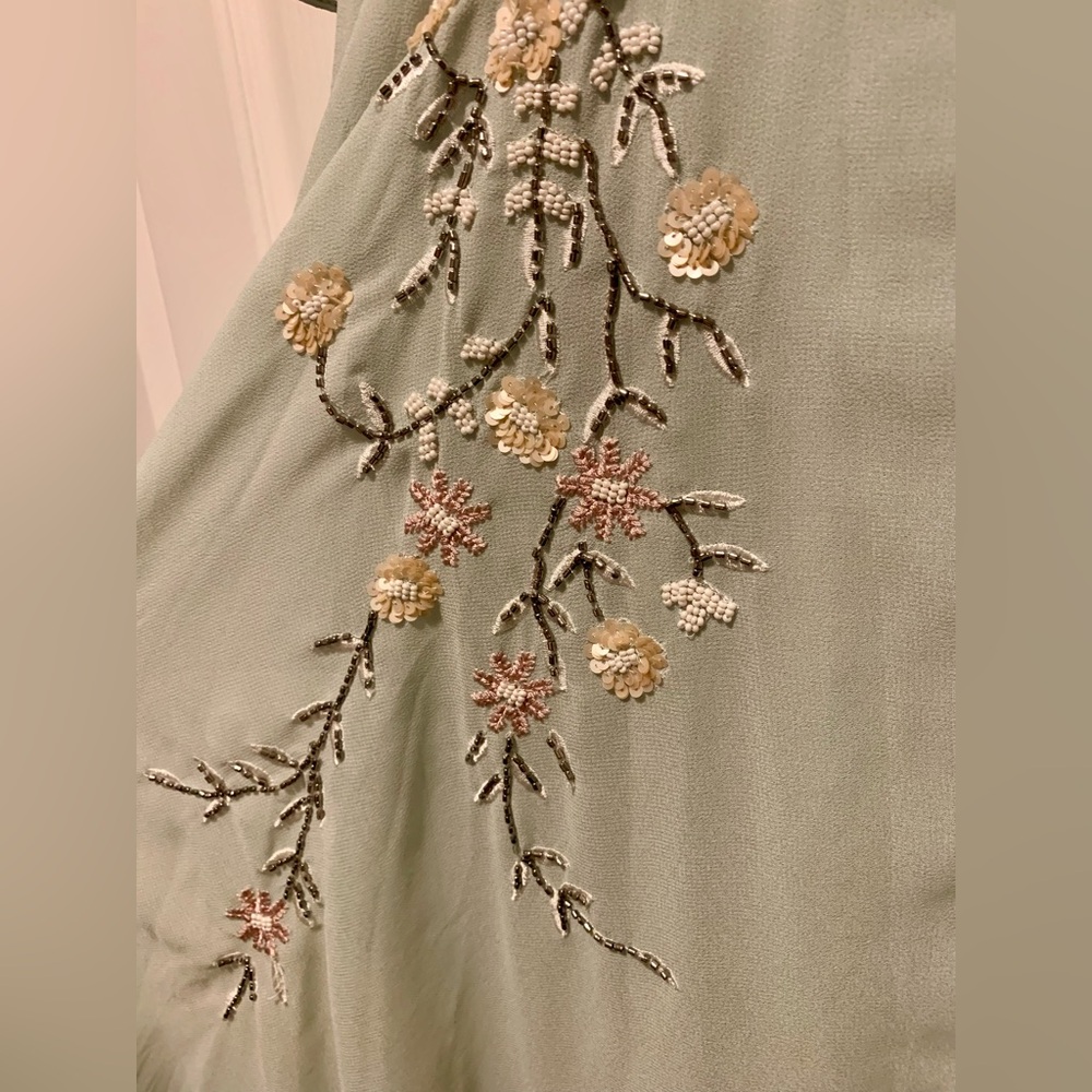 EUC Hope & Ivy Embroidered Midi Dress in Sage - Picture 7 of 16